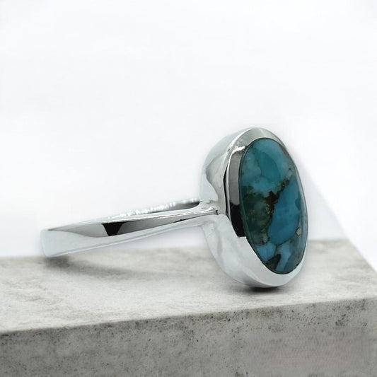 ANILLO ÓVALO DE TURQUESA